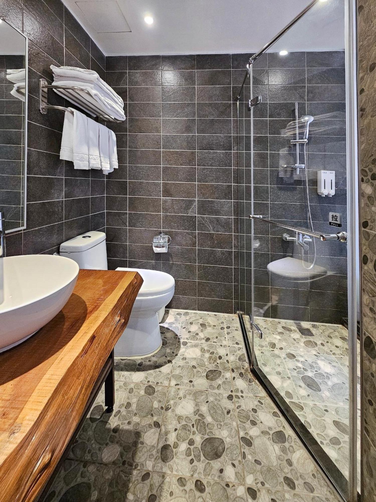 Herb Art Hotel Luodong Buitenkant foto